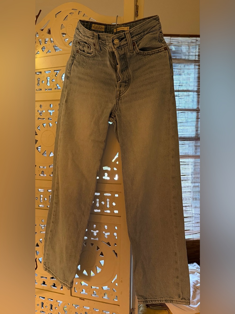 Levi’s 23” / 32 length